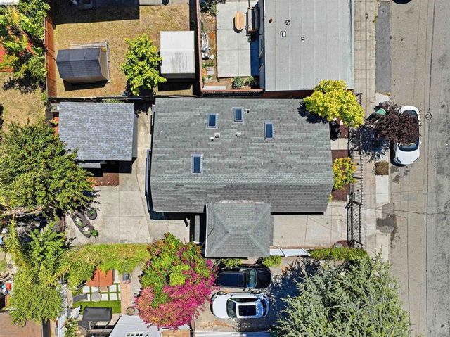 3214 Stuart St, Oakland, CA 94602