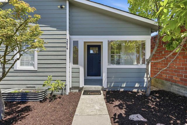 3214 Stuart St, Oakland, CA 94602