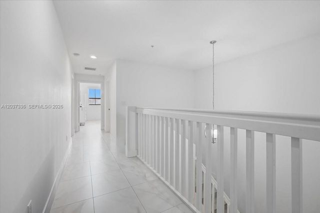 8390 SW 72 106, Miami, FL 33143