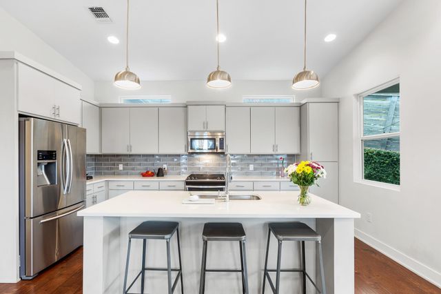 3101 Sunnylawn CIR B, Austin, TX 78723