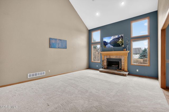 4372 Morning Dove Drive, Oregon, OH 43616