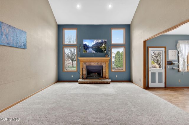 4372 Morning Dove Drive, Oregon, OH 43616