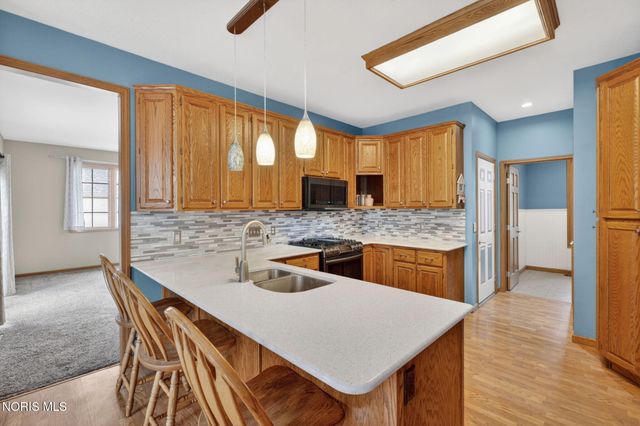 4372 Morning Dove Drive, Oregon, OH 43616