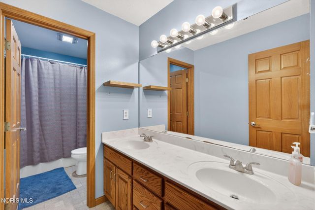 4372 Morning Dove Drive, Oregon, OH 43616