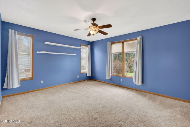 4372 Morning Dove Drive, Oregon, OH 43616