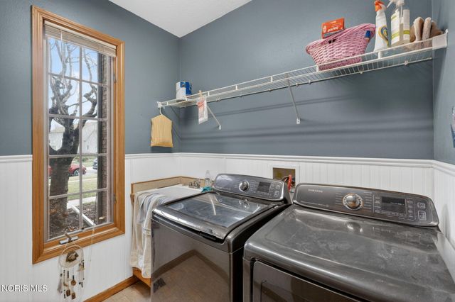 4372 Morning Dove Drive, Oregon, OH 43616