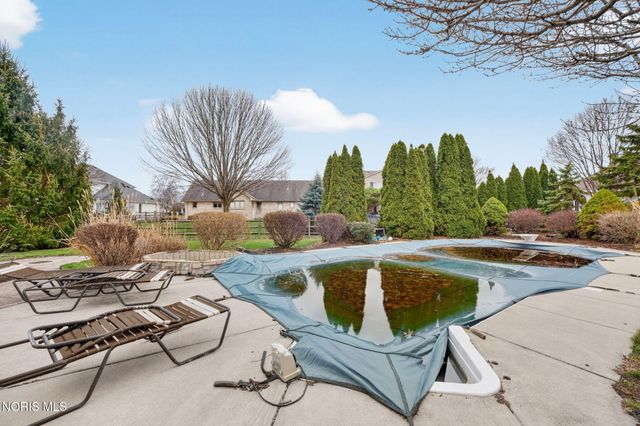 4372 Morning Dove Drive, Oregon, OH 43616