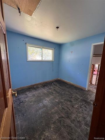 47253 Lauren Court, Van Buren, MI 48111