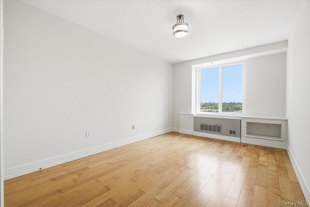 64-05 Yellowstone Boulevard PH504, Forest Hills, NY 11375