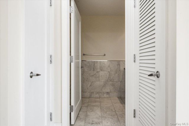 64-05 Yellowstone Boulevard PH504, Forest Hills, NY 11375