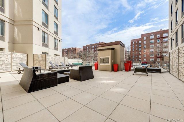 64-05 Yellowstone Boulevard PH504, Forest Hills, NY 11375