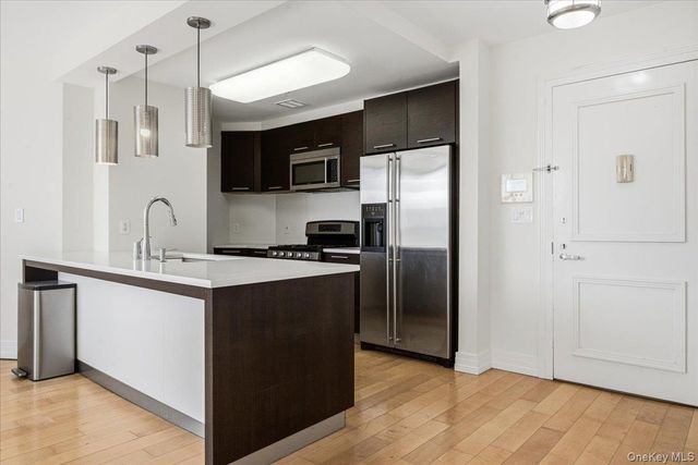 64-05 Yellowstone Boulevard PH504, Forest Hills, NY 11375