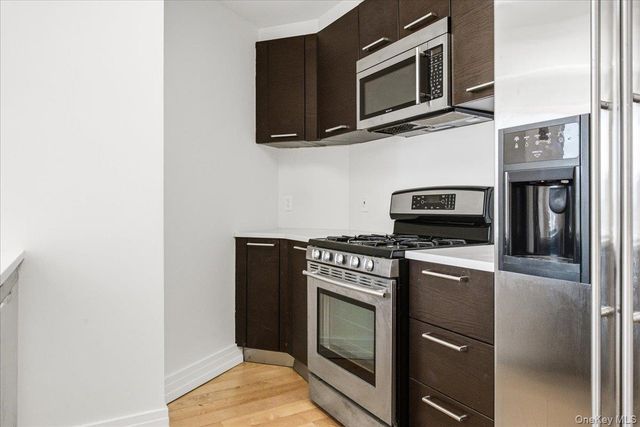 64-05 Yellowstone Boulevard PH504, Forest Hills, NY 11375