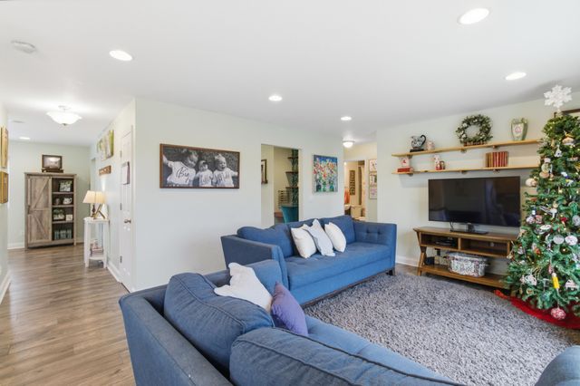 558 Ferrells Loop Rd, Beechgrove, TN 37018