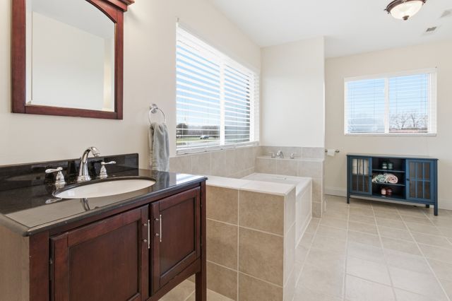 558 Ferrells Loop Rd, Beechgrove, TN 37018