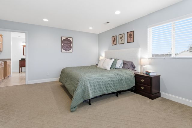 558 Ferrells Loop Rd, Beechgrove, TN 37018