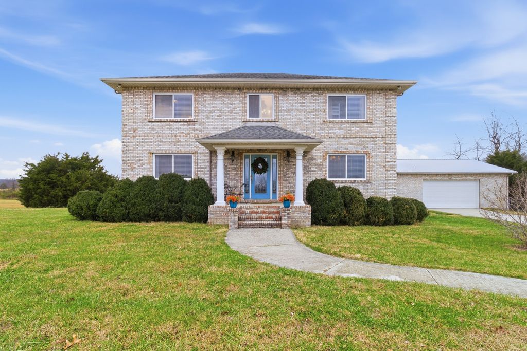 558 Ferrells Loop Rd, Beechgrove, TN 37018