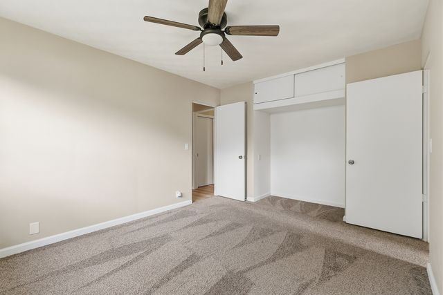 105 W Price Street, Eldridge, IA 52748