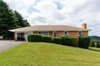 87 INDIAN RIDGE RD, Greenville, VA 24440