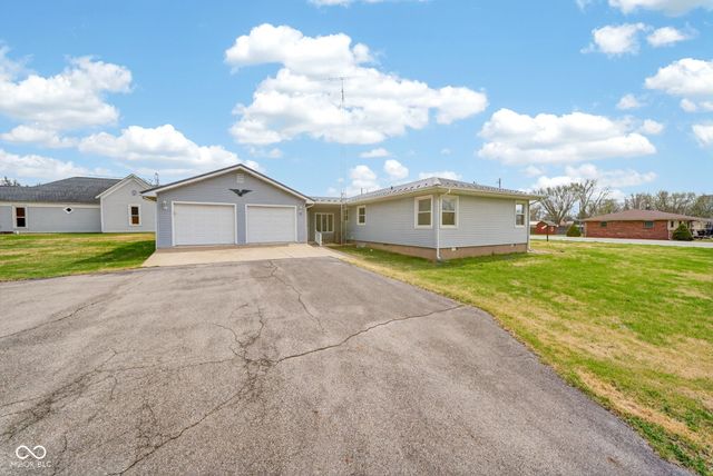 220 W Stark Street, Rockville, IN 47872