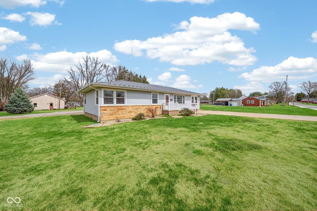 220 W Stark Street, Rockville, IN 47872