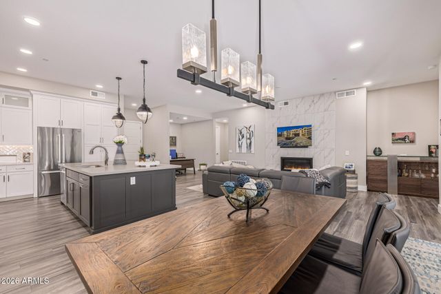 5250 E DEER VALLEY Drive 156, Phoenix, AZ 85054