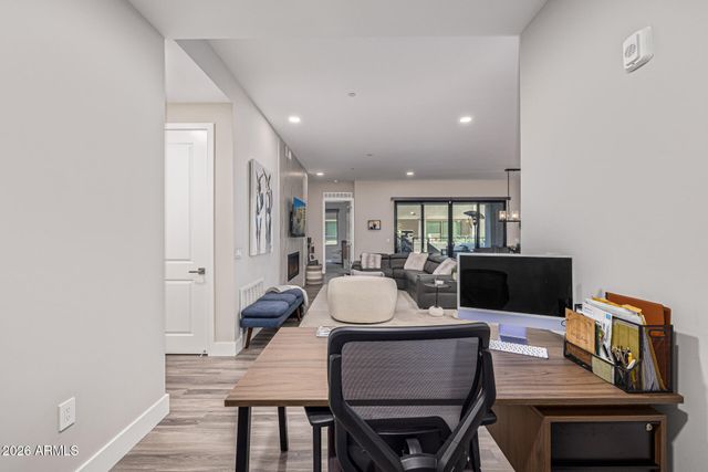 5250 E DEER VALLEY Drive 156, Phoenix, AZ 85054