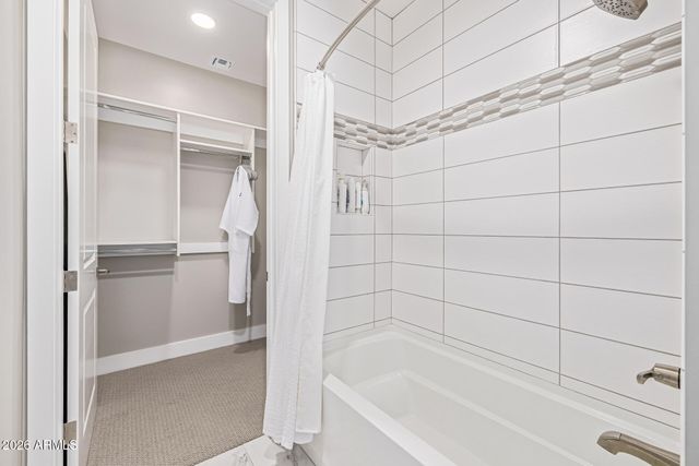 5250 E DEER VALLEY Drive 156, Phoenix, AZ 85054