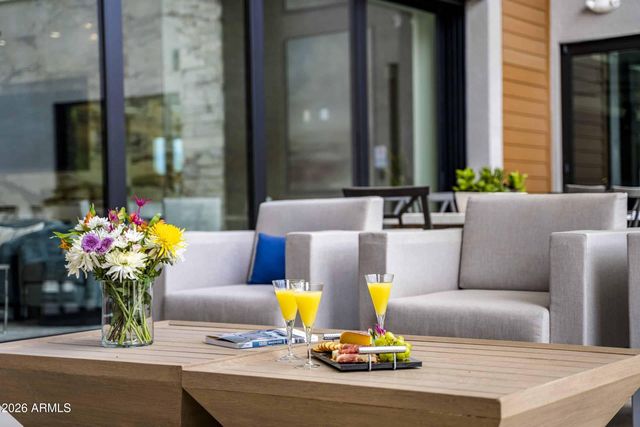 5250 E DEER VALLEY Drive 156, Phoenix, AZ 85054