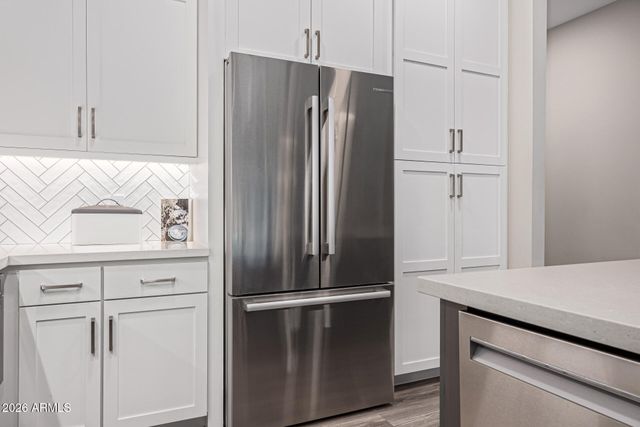 5250 E DEER VALLEY Drive 156, Phoenix, AZ 85054