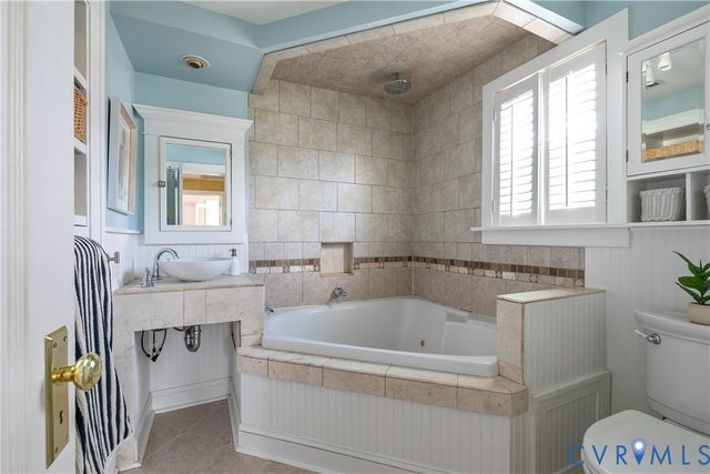 6209 W Franklin St, Henrico, VA 23226