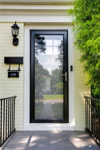 6209 W Franklin St, Henrico, VA 23226