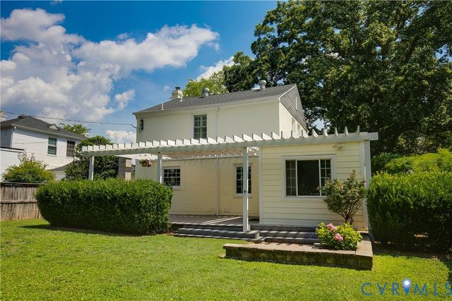 6209 W Franklin St, Henrico, VA 23226