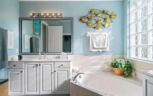 4204 Abington Woods Circle, Vero Beach, FL 32967