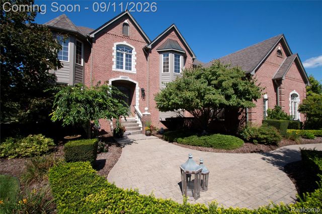63357 N Plantation Court, Washington Township, MI 48095
