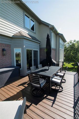 63357 N Plantation Court, Washington Township, MI 48095