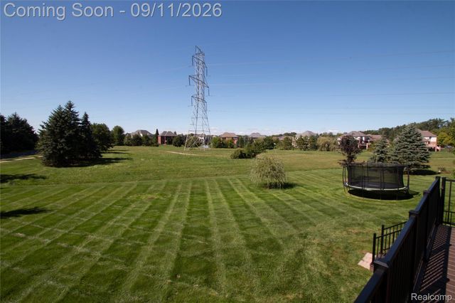 63357 N Plantation Court, Washington Township, MI 48095