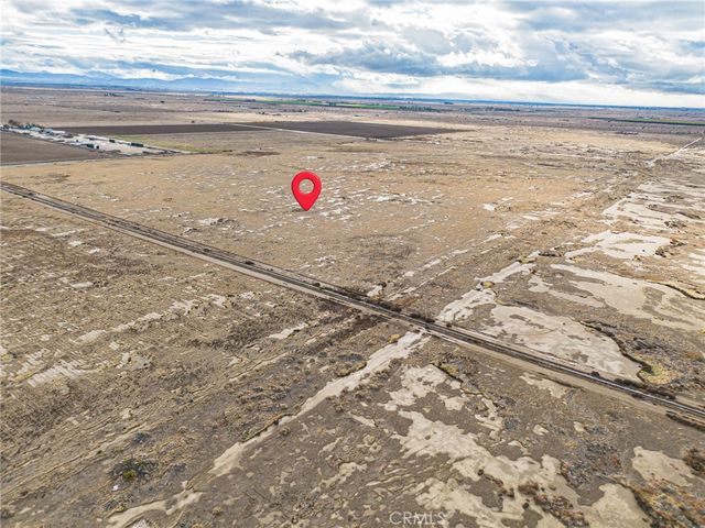 10000 E 87th Street, Lancaster, CA 93535