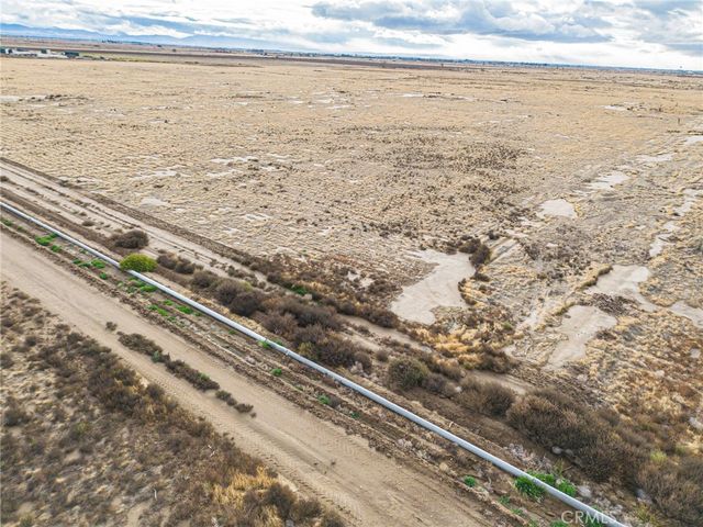 10000 E 87th Street, Lancaster, CA 93535