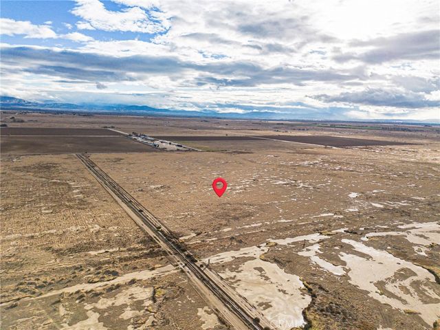 10000 E 87th Street, Lancaster, CA 93535