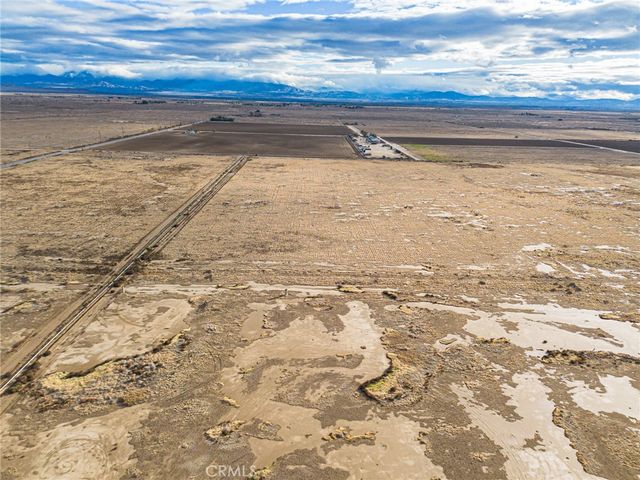 10000 E 87th Street, Lancaster, CA 93535