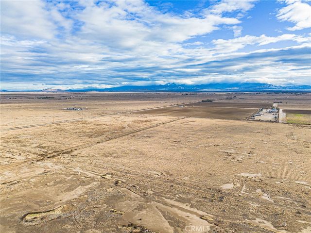 10000 E 87th Street, Lancaster, CA 93535