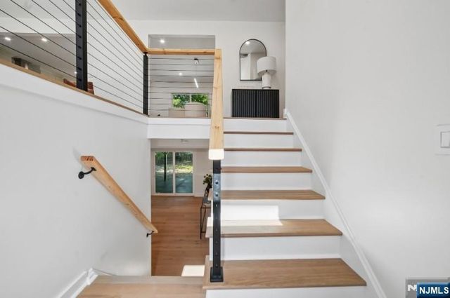 3 Marlo Road, Livingston, NJ 07039