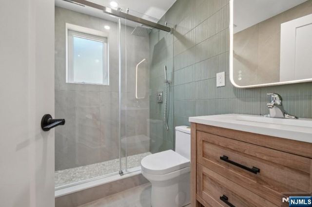 3 Marlo Road, Livingston, NJ 07039
