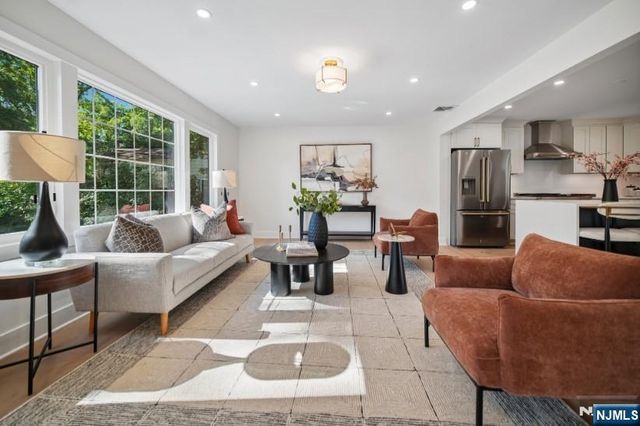 3 Marlo Road, Livingston, NJ 07039