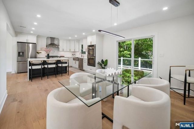 3 Marlo Road, Livingston, NJ 07039