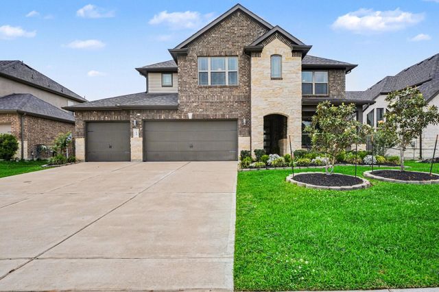 94 Dorado Drive, Friendswood, TX 77546