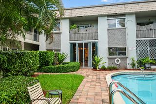 1541 NE 34th Court 104, Oakland Park, FL 33334