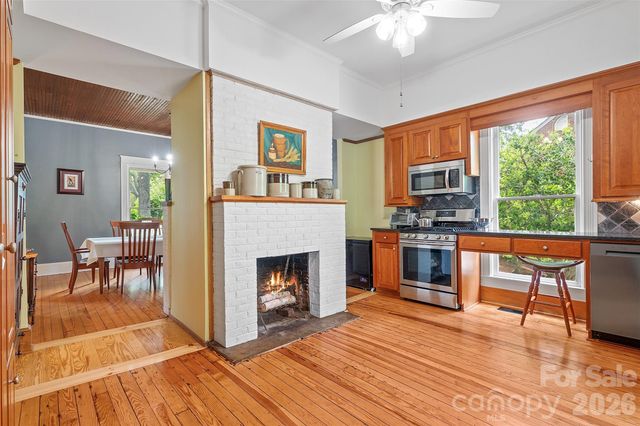 602 N Main Street, Davidson, NC 28036