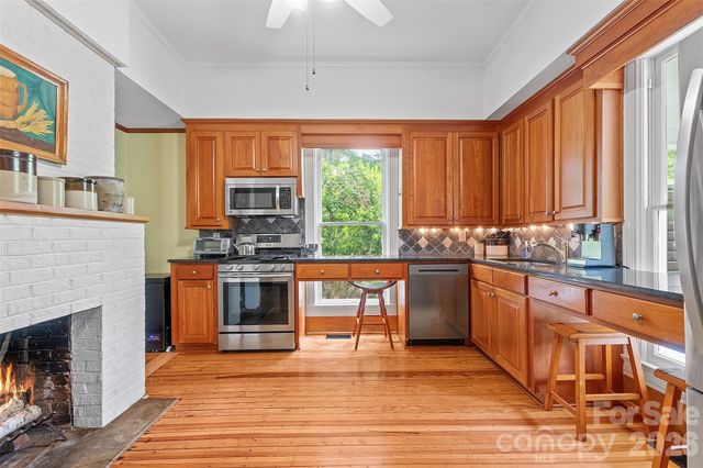 602 N Main Street, Davidson, NC 28036